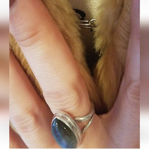 VINTAGE FUR LINED, FLOWER EMBROIDERED VEST🌼 EU CONDITION - Picture 6 of 16